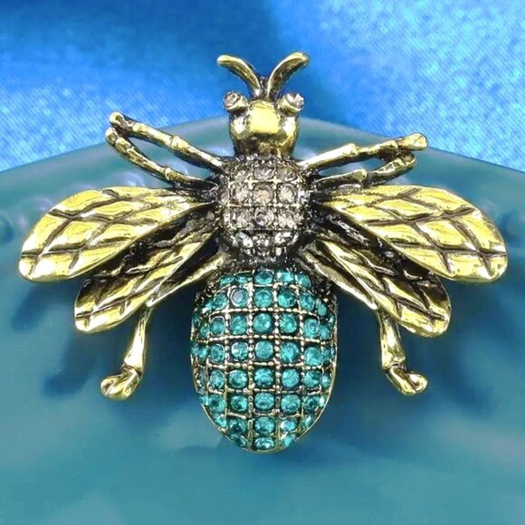 Bee Brooch Rhinestone Pin Stylish Hollywood Glam Bumble Insect Sparkly Trendy - Picture 4 of 6